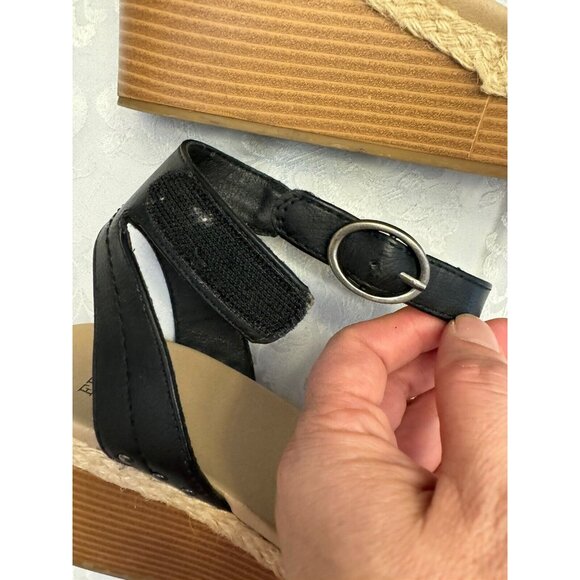 Frye And Co. Livia Size‎ 9.5M Black Strappy Wedge Sandal - Picture 12 of 12